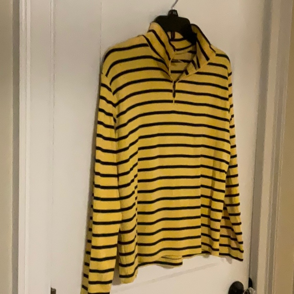 LLBean 3/4 zip sweater. Navy/yellow. Size L